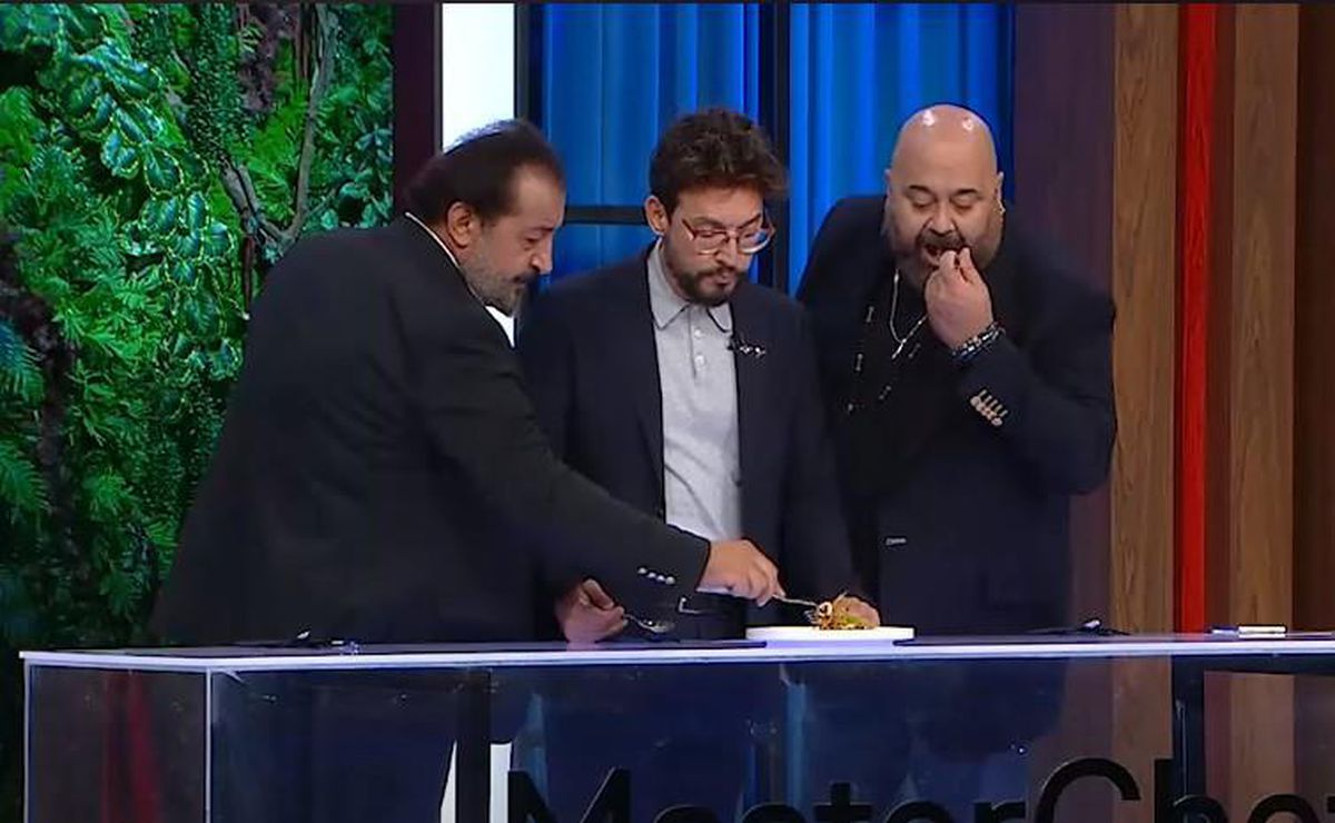Masterchef son bölüm izle! Masterchef 113. Bölüm izle HD! Masterchef son bölümde neler oldu? 30 Ekim Masterchef son bölüm Full HD İZLE!