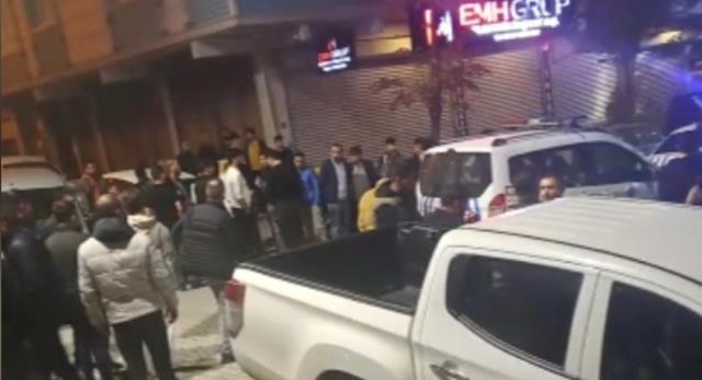 Kız çocuğuna taciz mahalleyi karıştırdı! Şüpheliyi öldüresiye dövüp linç etmek istediler