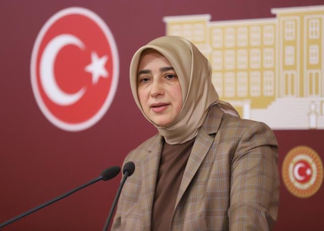 Son Dakika: AK Parti'de Mahir Ünal'dan boşalan Grup Başkanvekilliği görevine Tokat milletvekili Özlem Zengin getirildi Son Dakika: AK Parti'de Mahir Ünal'dan boşalan Grup Başkanvekilliği görevine Tokat milletvekili Özlem Zengin getirildi