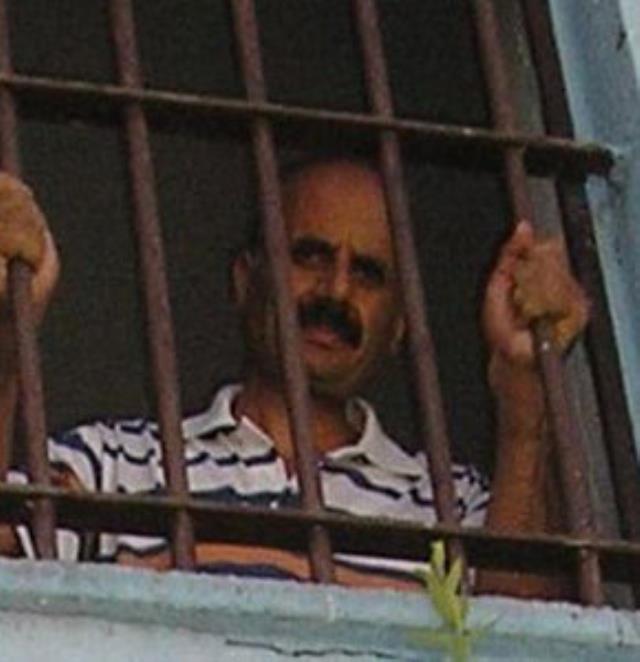 Müze yapılacağı için boşaltılan Diyarbakır Cezaevi'nde kalan terör örgütü eski sözde yöneticisi Şemdik Sakık, Elazığ'a nakledildi Müze yapılacağı için boşaltılan Diyarbakır Cezaevi'nde kalan terör örgütü eski sözde yöneticisi Şemdik Sakık, Elazığ'a nakledildi