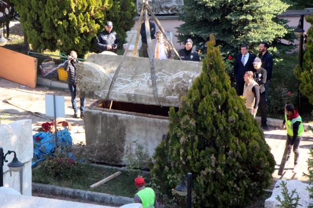 Roma dönemine ait lahitten insan kemikleri çıktı