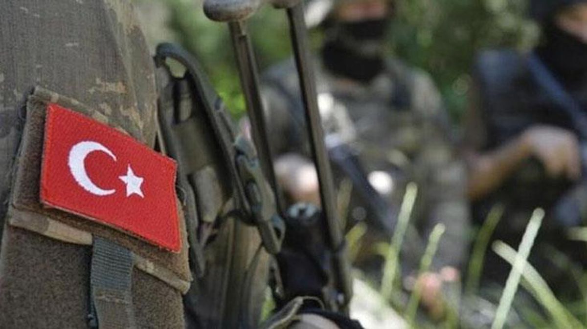 Türk askerinin Azerbaycan'daki görev süresi 1 yıl uzatıldı