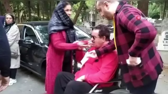 Derya Tuna'yı acı gününde İbrahim Tatlıses yalnız bırakmadı Derya Tuna'yı acı gününde İbrahim Tatlıses yalnız bırakmadı