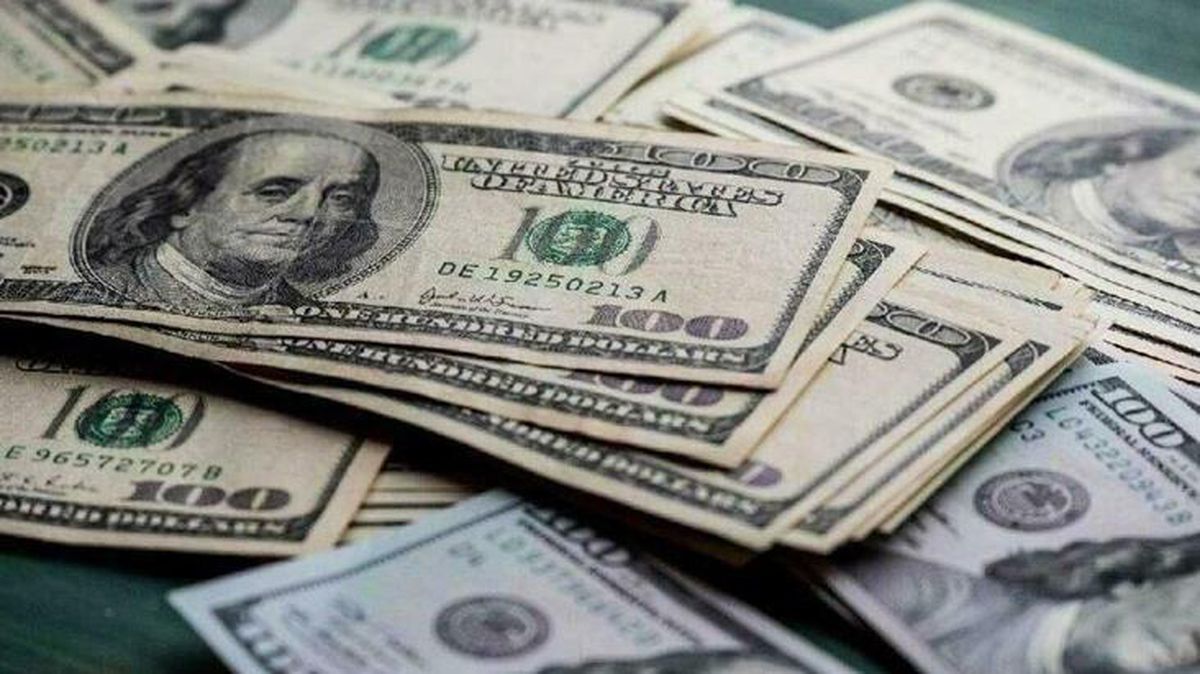 Fed'in açıklayacağı faiz kararı öncesi dolar güne yükselişle başladı
