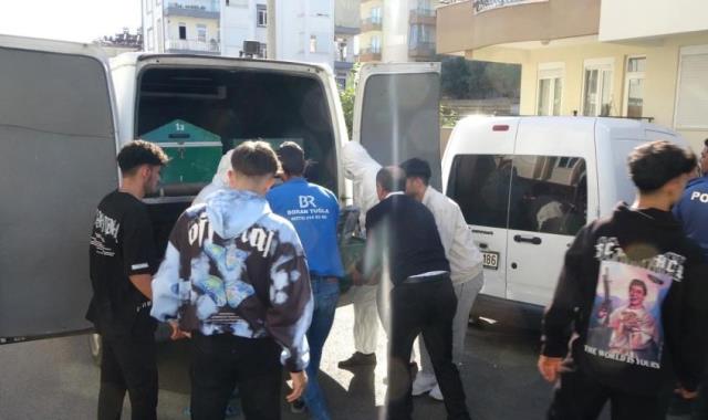 Camdan içeri bakında gördüler! 3 gündür aranan kadının cansız bedeni erkek arkadaşının evinde bulundu