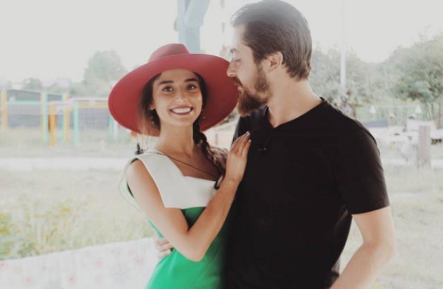 Eşinin paylaşımından dolayı TV8'deki işinden olan Semih Öztürk, boşanıyor Eşinin paylaşımından dolayı TV8'deki işinden olan Semih Öztürk, boşanıyor