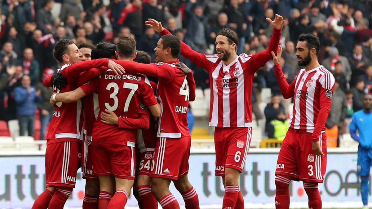 Sivasspor UEFA grubu puan durumu son durum ne?
