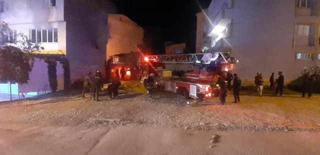 Tartıştığı eşini evden kovdu, kapıyı kapatır kapatmaz yaptığı hareket ortalığı ayağa kaldırdı