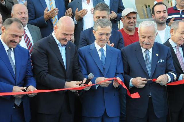 Bakan Soylu, İzmir'de deprem haberini aldıktan sonra yaşadıklarını anlattı