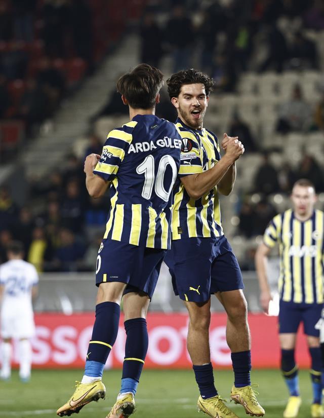 Dinamo Kiev - Fenerbahçe Maç Özeti (VİDEO) Kiev - Fenerbahçe maç özeti! Fenerbahçe maç özeti!