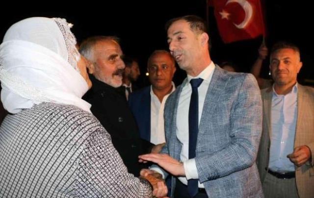 Bahçeli'nin 'Ocak dışısın' dediği isim, cezaevinden davul zurnayla tahliye edildi