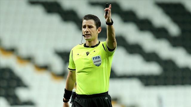 Galatasaray Beşiktaş derbisinin hakemi kim? Galatasaray Beşiktaş derbisinin hakemi kim?