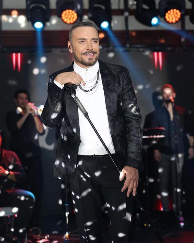 Köpeğin ısırdığı çocuğun kuduz olduğuna inanmayan Cenk Eren, tepkilerin ardından paylaşımını sildi Köpeğin ısırdığı çocuğun kuduz olduğuna inanmayan Cenk Eren, tepkilerin ardından paylaşımını sildi