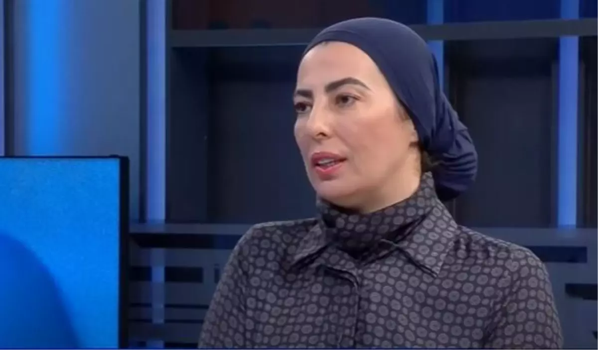 Nihal Olçok kimdir? Halk Tv konuğu Nihal Olçok kaç yaşında, nereli? Nihal Olçok biyografisi!