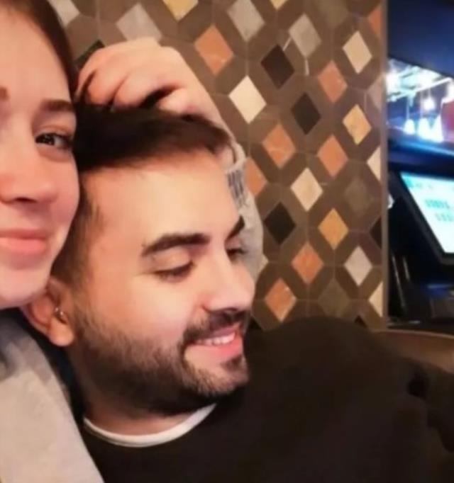 Kadir Ezildi sevgilisi kim? Kadir Ezildi sevgilisi Eda Özkoruculuklu kimdir? Eda Özkoruculuklu kaç yaşında, nereli? Eda Özkoruculuklu hayatı!