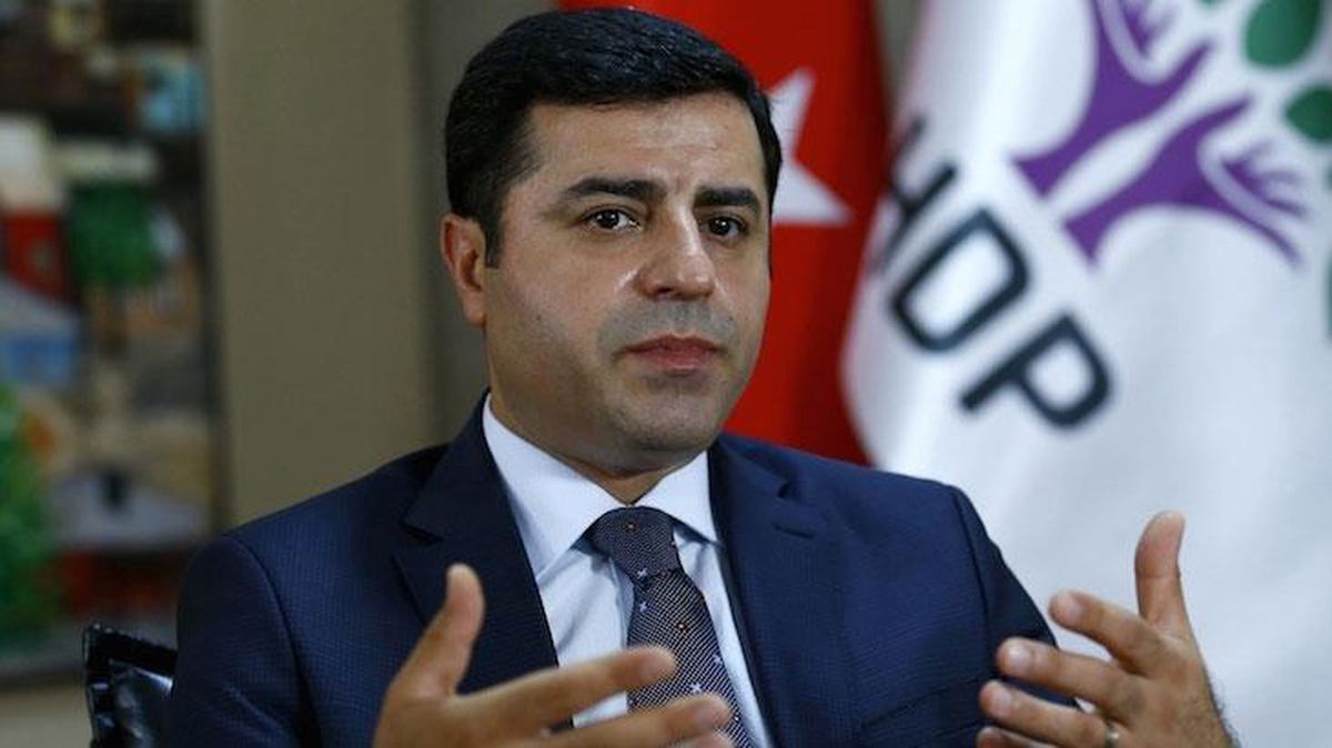 AK Parti'nin HDP ziyaretine bir yorum da ondan! Demirtaş'ın çıkışı muhalefetin hiç hoşuna gitmeyecek