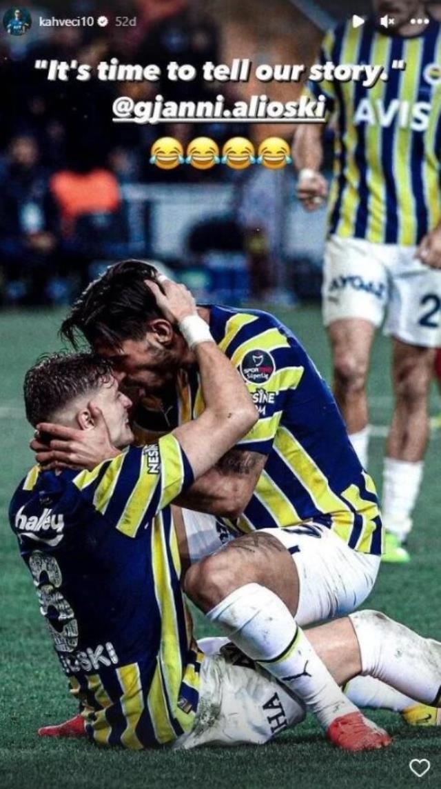 İrfan Can Kahveci, Casillas ve Puyol'un eşcinsellik paylaşımına atıfta bulununca sosyal medya yıkıldı İrfan Can Kahveci, Casillas ve Puyol'un eşcinsellik paylaşımına atıfta bulununca sosyal medya yıkıldı