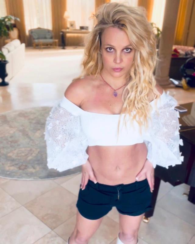 Şarkıcı Britney Spears, Victoria hastalığına yakalandı Şarkıcı Britney Spears, Victoria hastalığına yakalandı
