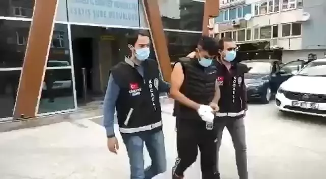 Trans birey Nefes Balkan'ın şüpheli ölümü aydınlatılıyor! Sevgilisi savunmasını yaptı ama hakim tek bir ihtimal üzerinde duruyor Trans birey Nefes Balkan'ın şüpheli ölümü aydınlatılıyor! Sevgilisi savunmasını yaptı ama hakim tek bir ihtimal üzerinde duruyor