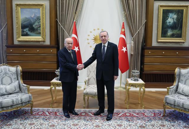 Külliye'de sürpriz zirve! Cumhurbaşkanı Erdoğan, ittifak ortağı Bahçeli'yi kabul etti