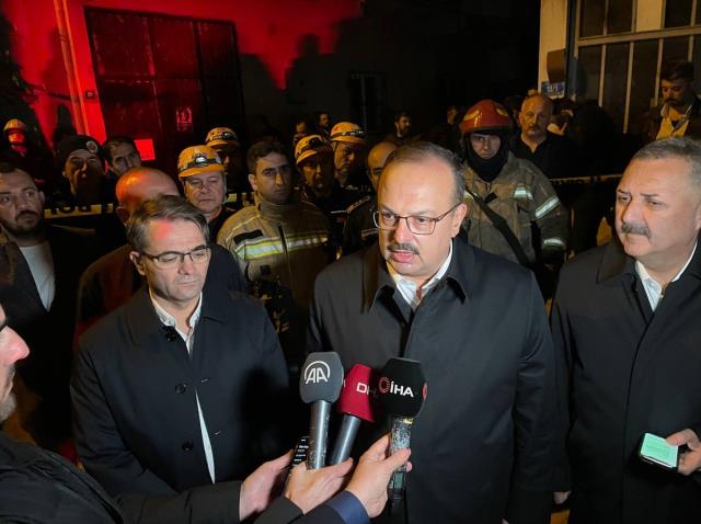 Son Dakika! Bursa'da bir evde çıkan yangında 8'i çocuk 9 kişi hayatını kaybetti Son Dakika! Bursa'da bir evde çıkan yangında 8'i çocuk 9 kişi hayatını kaybetti
