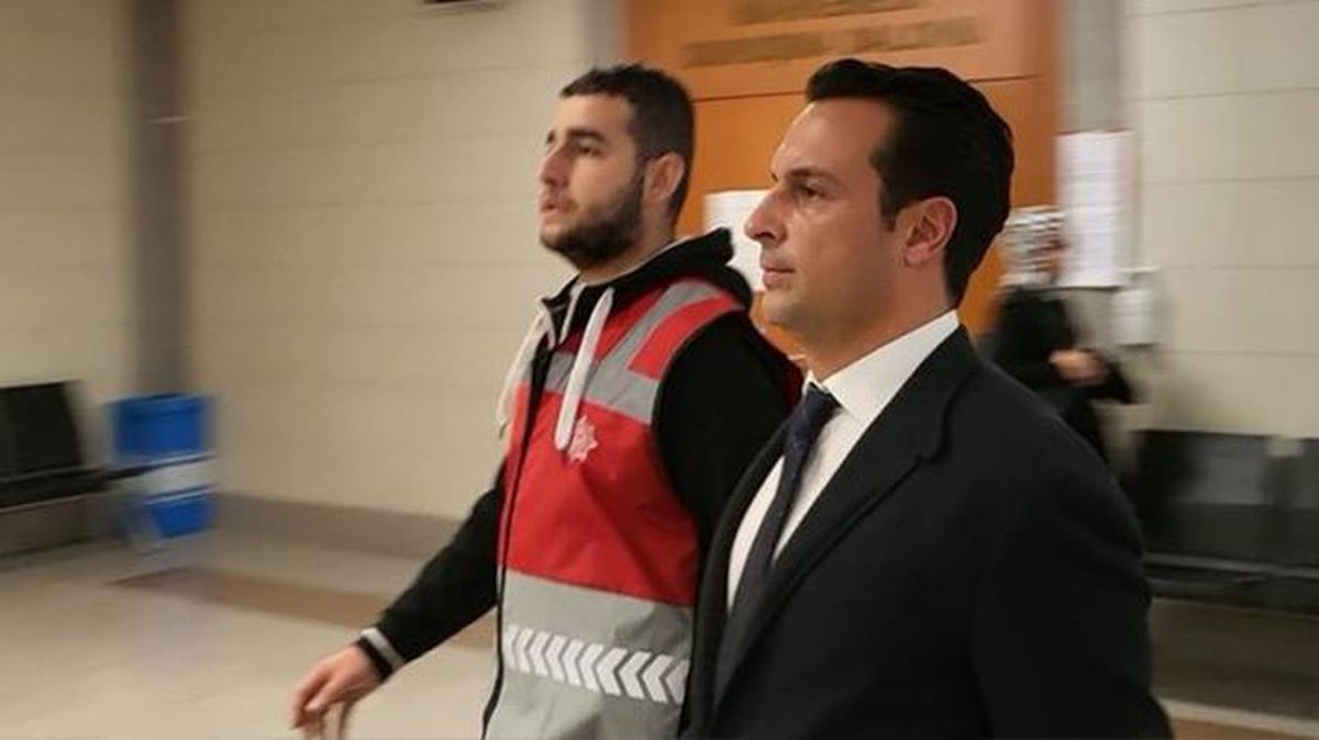 Cinayete teşebbüsle yargılanan Can Atay'a avukata omuz atmaktan hapis cezası
