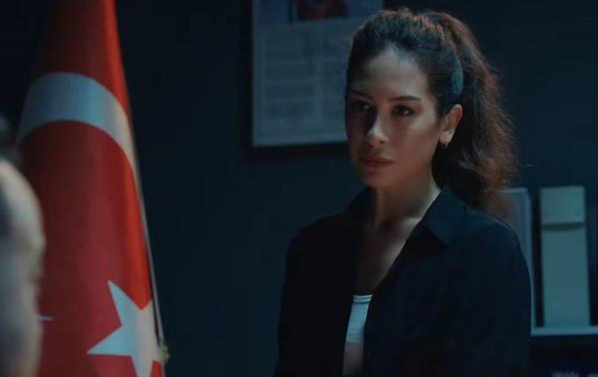 Tuzak Gülce Komiser kimdir, kim canlandırıyor? Tuzak Gülce Başkomiser gerçekte kim, ismi nedir? Yağmur Özbasmacı kaç yaşında, nereli?
