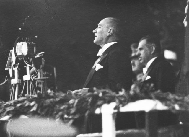 Ulu Önder Mustafa Kemal Atatürk'ü aramızdan ayrılışının 84. yıl dönümünde sevgi, saygı ve minnetle anıyoruz