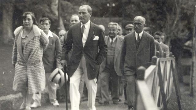 Ulu Önder Mustafa Kemal Atatürk'ü aramızdan ayrılışının 84. yıl dönümünde sevgi, saygı ve minnetle anıyoruz