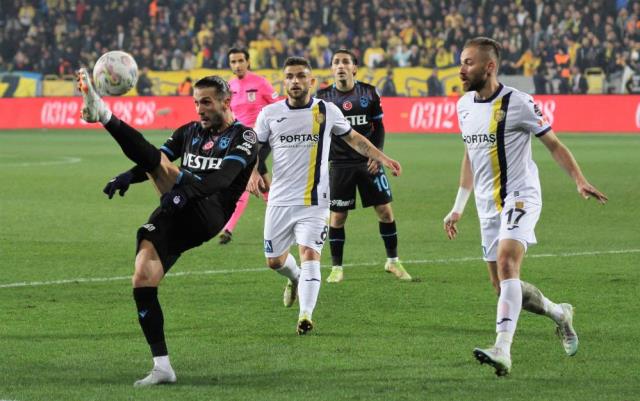 Fırtına'ya zirve yolunda bir darbe daha! Trabzonspor, Ankara deplasmanında umduğunu bulamadı