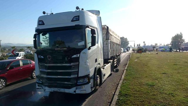 Trafik kazasında eşini kaybeden yaralı adamın feryatları yürekleri dağladı
