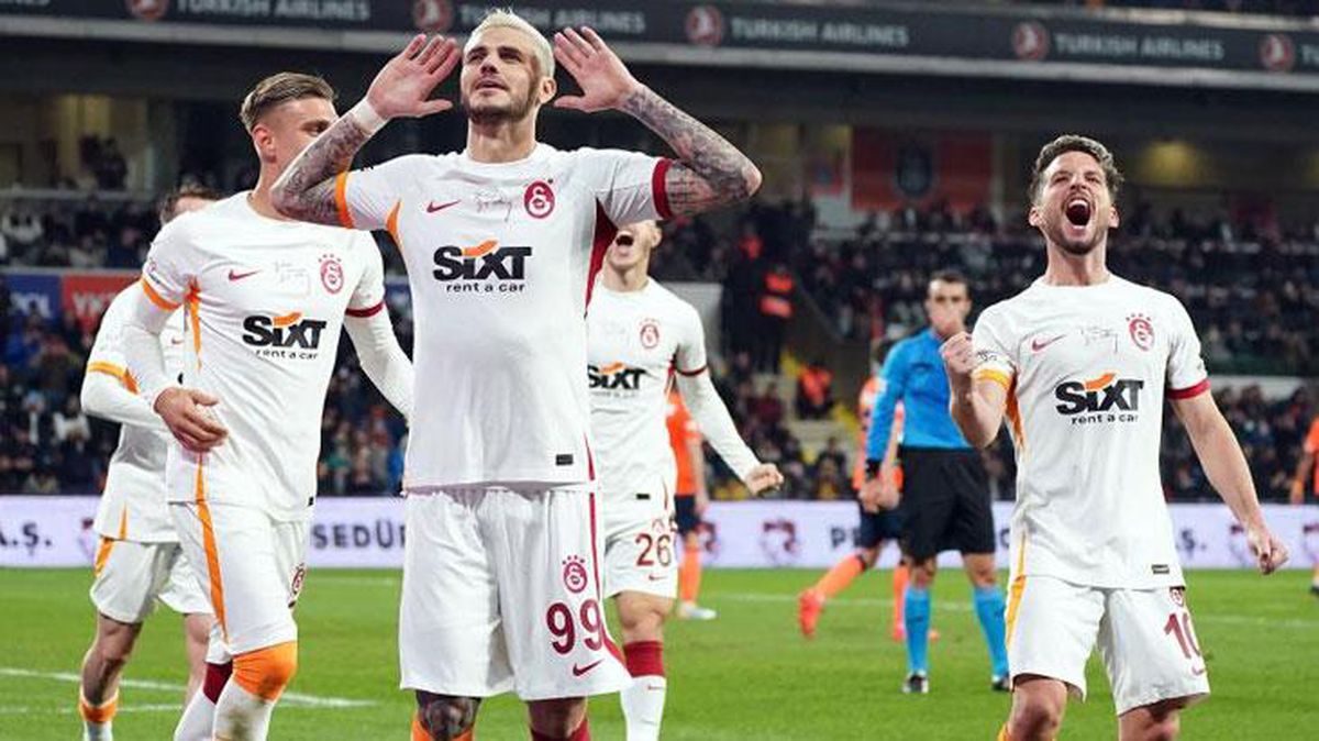 Aslan gövde gösterisi yaptı! Galatasaray, Başakşehir'i 7 golle geçti