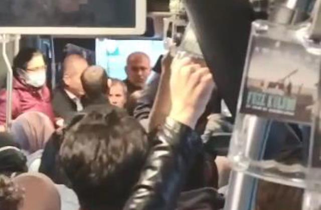 METROBÜSTE TACİZ İDDİASINA LİNÇ GİRİŞİMİ METROBÜSTE TACİZ İDDİASINA LİNÇ GİRİŞİMİ