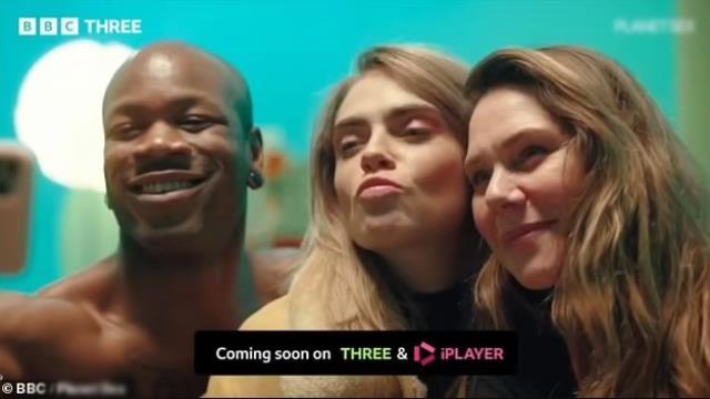 Cara Delevingne'dan olay yaratacak belgesel! Herkesin önünde kendini tatmin etmesi istendi Cara Delevingne'dan olay yaratacak belgesel! Herkesin önünde kendini tatmin etmesi istendi