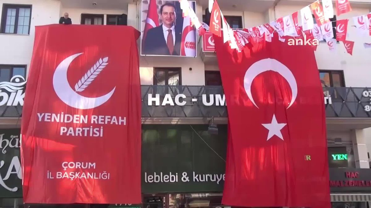 Fatih Erbakan Çorum'da: 'Görünen Manzara Artık Metalin Yorgunluktan Öte Paslandığını Ortaya Koyuyor'