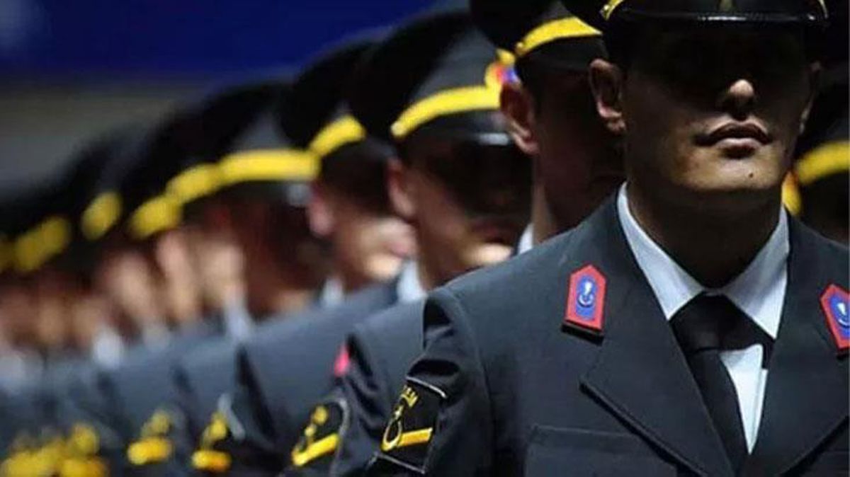 Son Dakika: Jandarma sınavında FETÖ parmağı! 7 bin kişi 'aday numarası kodlama yöntemi' ile kazanmış
