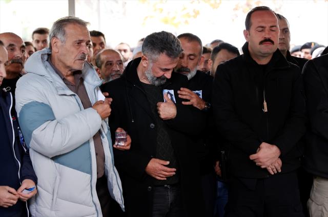 İstiklal Caddesi'ndeki patlamada can veren 6 vatandaşımız gözyaşlarıyla son yolculuğuna uğurlandı