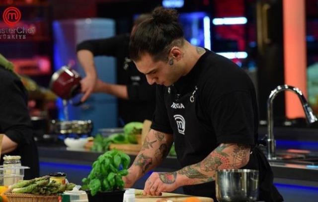 Masterchef'e kim veda etti? Masterchef 13 Kasım 2022 elenen yarışmacı kim oldu? Masterchef'e veda eden isim!