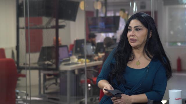 Şarkıcı Nur Ertürk, yaşadığı en acı kaybı anlattı! Hem kendisi hem sunucu gözyaşlarını tutamadı