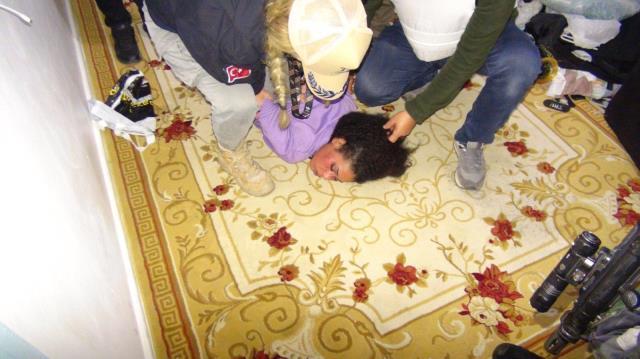 Beyoğlu İstiklal Caddesindeki patlama olayını gerçekleştirdikten sonra Ahlam Albashir adlı Suriyeli teröristi aracıyla Esenler'e götüren Ahmet...