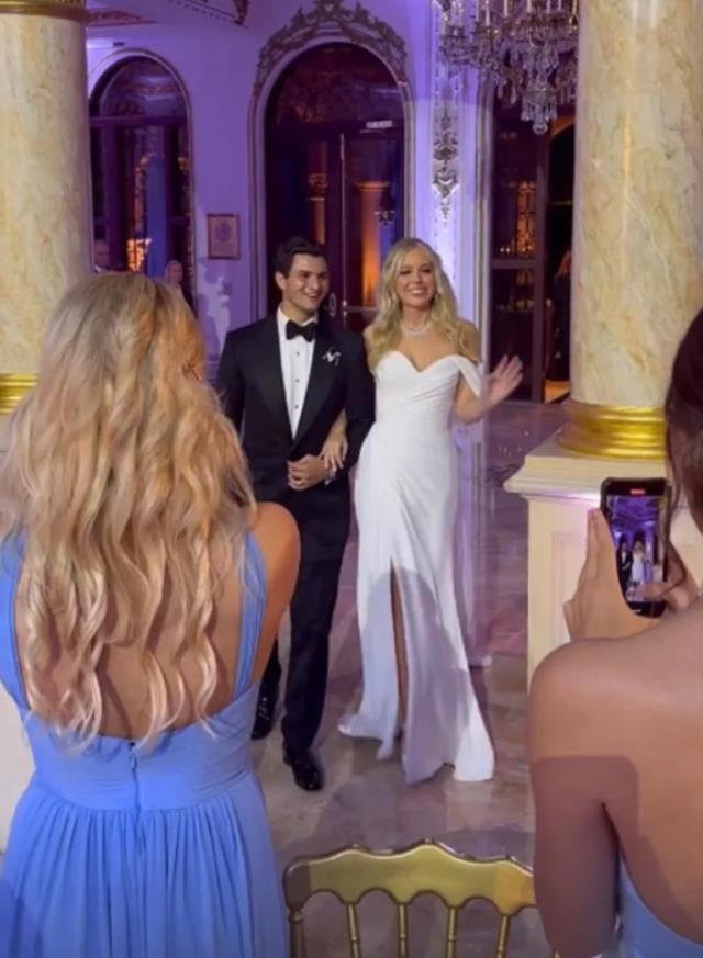 Donald Trump'ın kızı Tiffany Trump evlendi! Trump'ın damada yaptığı uyarı düğüne damga vurdu