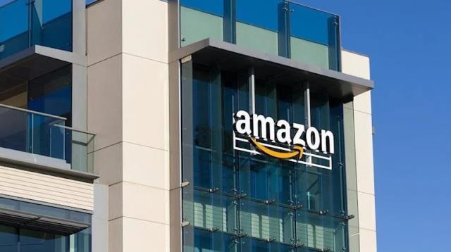 Dünyaca ünlü e-ticaret şirketi Amazon, 10 bin kişiyi işten çıkarmaya hazırlanıyor Dünyaca ünlü e-ticaret şirketi Amazon, 10 bin kişiyi işten çıkarmaya hazırlanıyor