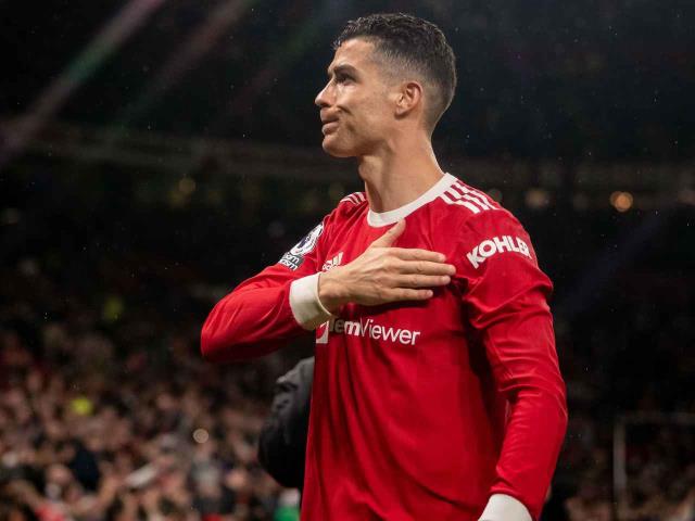 Görüşme gerçekleşti! Ronaldo, Manchester United'dan apar topar dünya devine transfer oluyor
