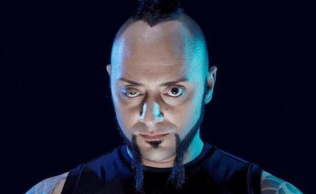 Hayko Cepkin nostalji yolculuğuna çıktı! Gençlik halini görenler tanıyamadı