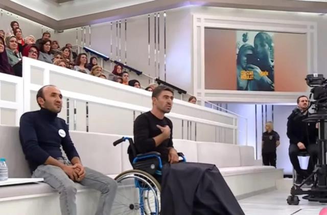 4 çocuk annesi kadın, 15 yaşındaki çocuğa kaçtı! Cinsellikle ilgili sözleri ise akılalmaz
