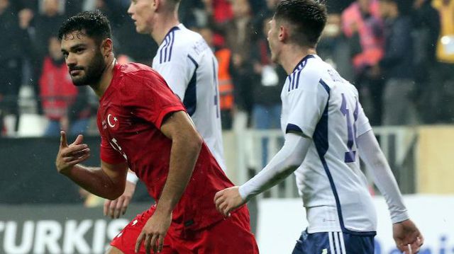 Güzel prova! A Milli Futbol Takımımız, özel maçta İskoçya'yı 2-1'lik skorla mağlup etti