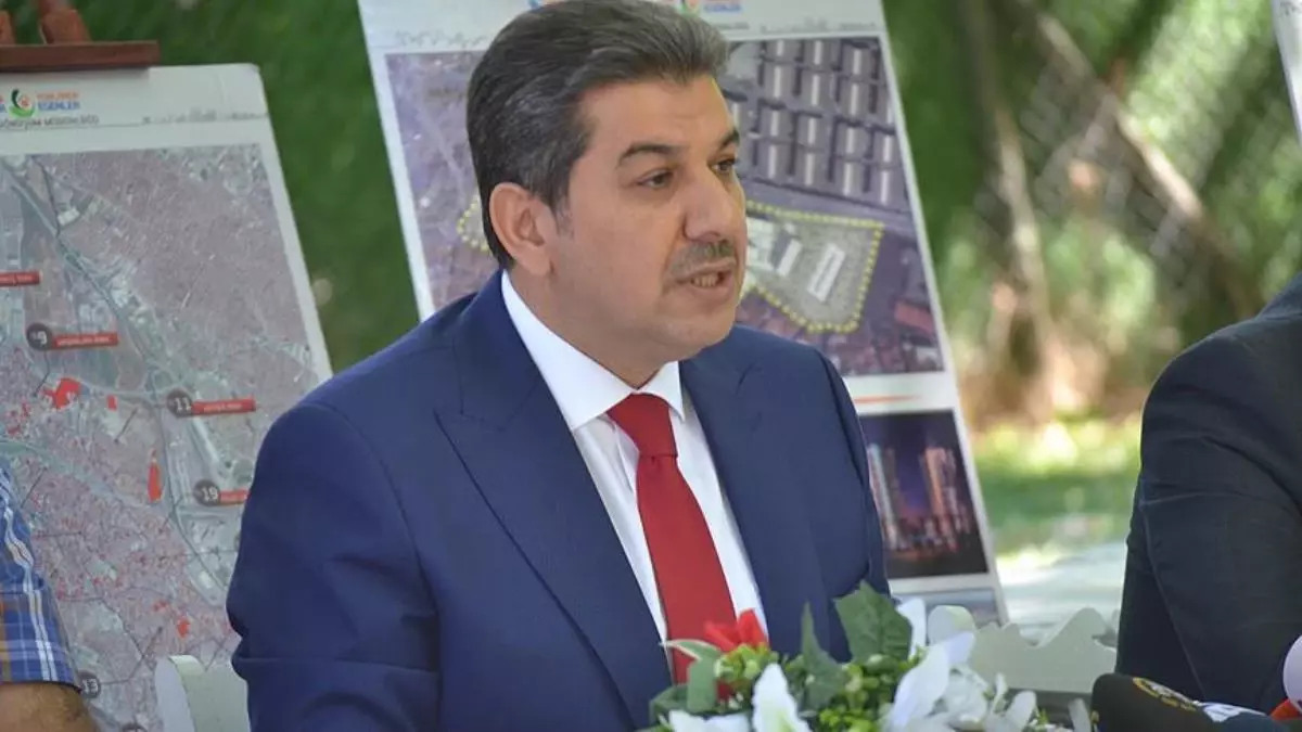 Mehmet Tevfik Göksu kimdir? Esenler Belediye Başkanı Tevfik Göksu kimdir, kaç yaşında, nereli? Tevfik Göksu'nun hayatı ve biyografisi!