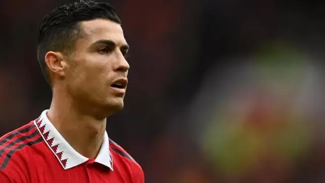 Herkesi heyecan sardı! Galatasaray'ın eski başkanı Adnan Polat, Ronaldo ateşini yaktı Herkesi heyecan sardı! Galatasaray'ın eski başkanı Adnan Polat, Ronaldo ateşini yaktı