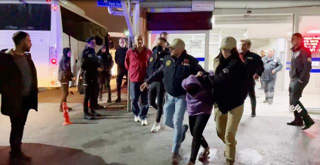 Tutuklanan Taksim bombacısı Marmara Cezaevi'ne götürüldü! Vatandaşın tepkisi sert oldu