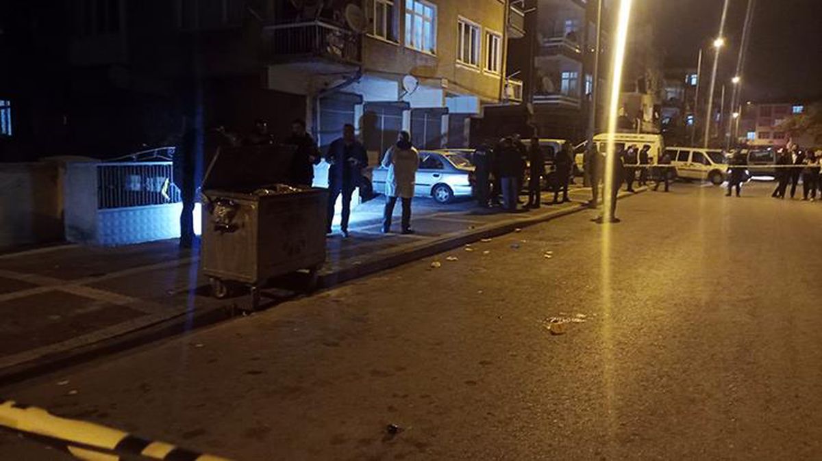 Yer: Kayseri! Kendisine yardıma gelen polis ve bekçileri bıçakladı: 4 yaralı